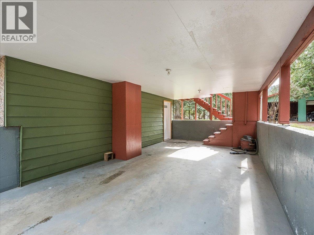 1055 WHITE Road, South Slocan