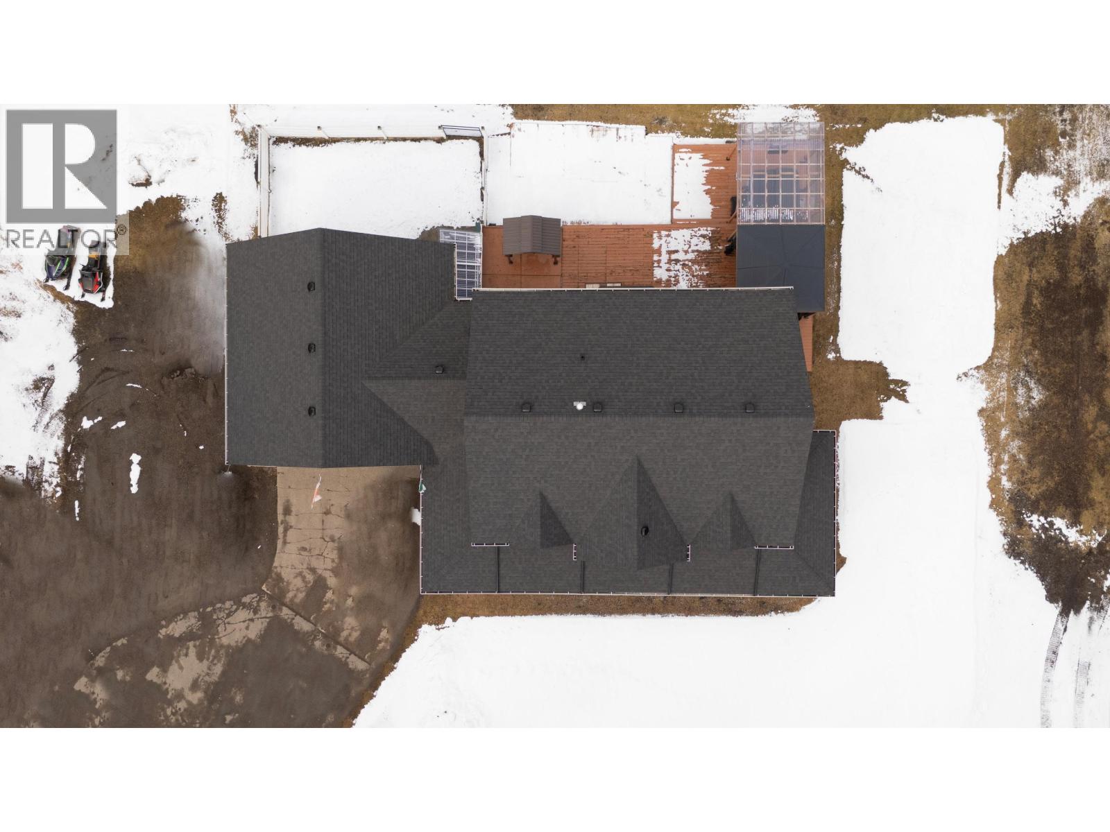 5060 AVRIL ROAD - 19