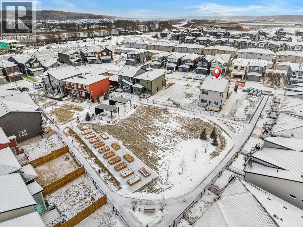 Single Family House for Sale in  Wolf Hollow Manor SE Wolf Willow Calgary 