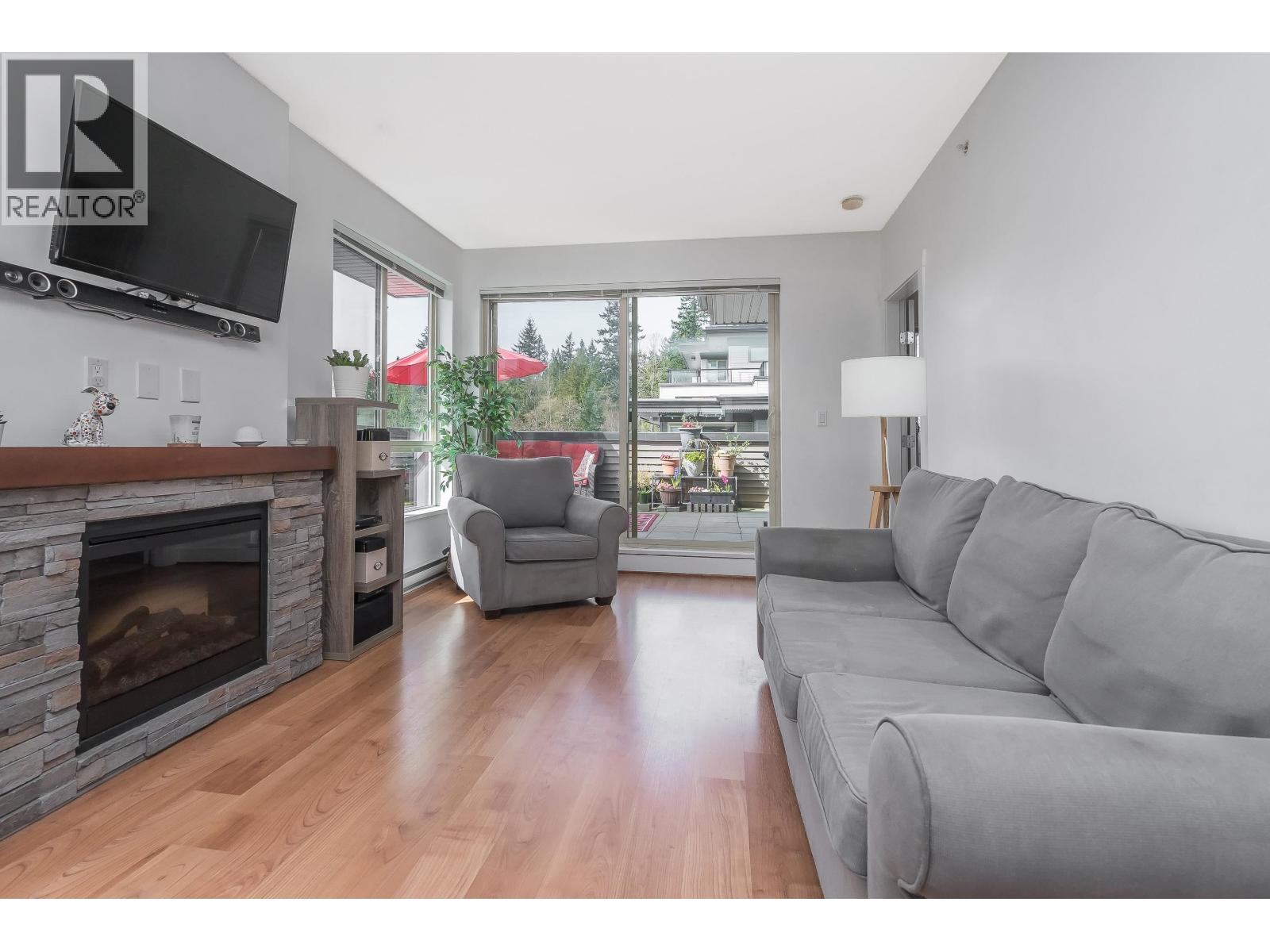 302 7428 BYRNEPARK WALK