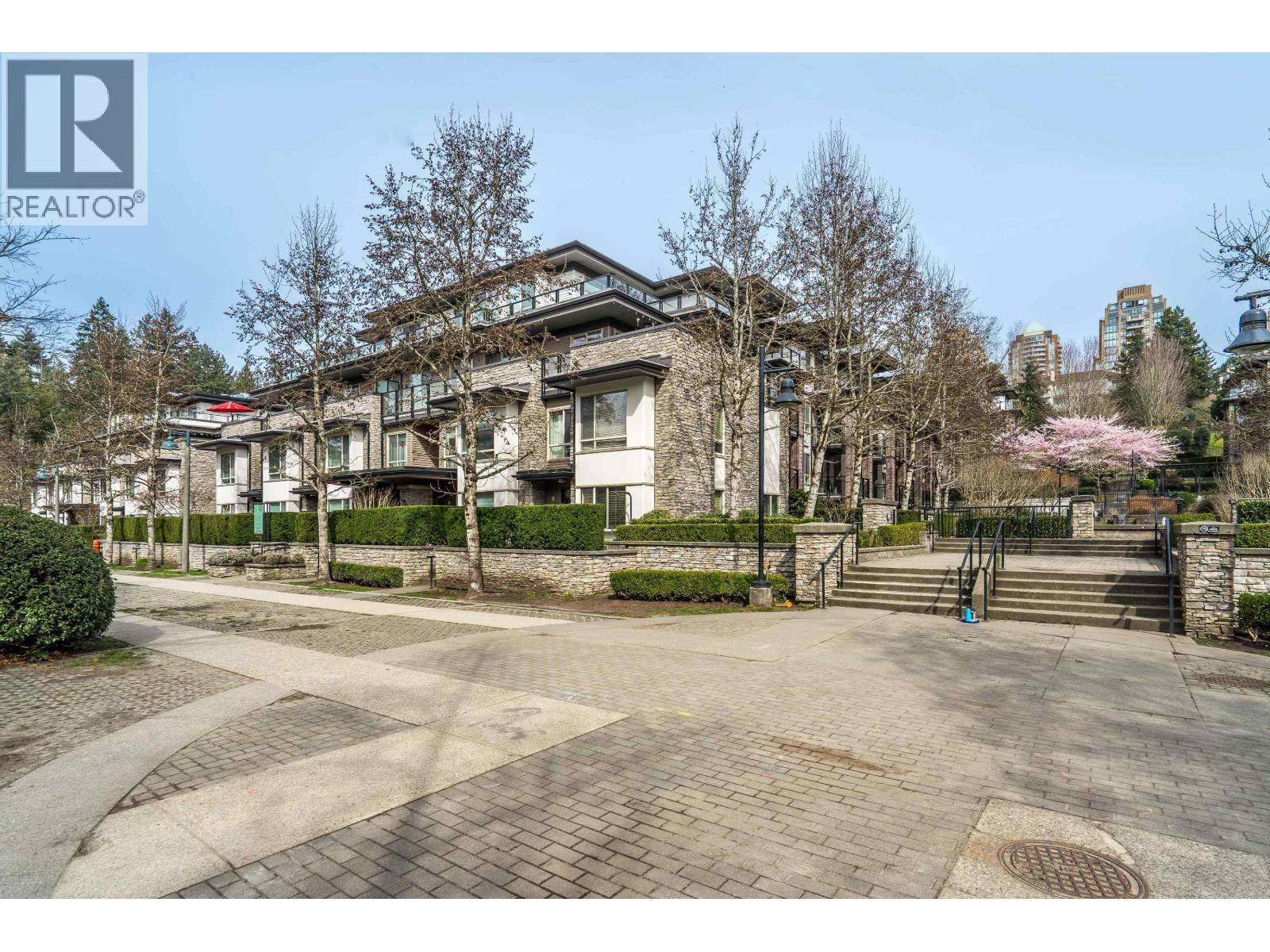 302 7428 BYRNEPARK Walk - main photo