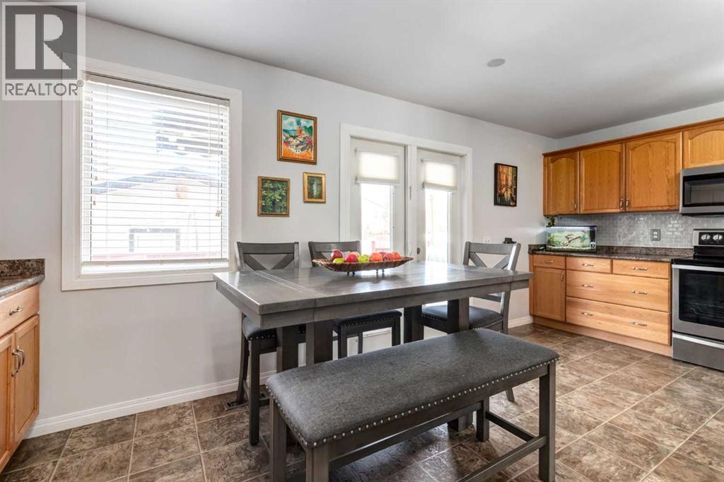 Single Family House for Sale in  Erin Woods Drive SE Erin Woods Calgary 