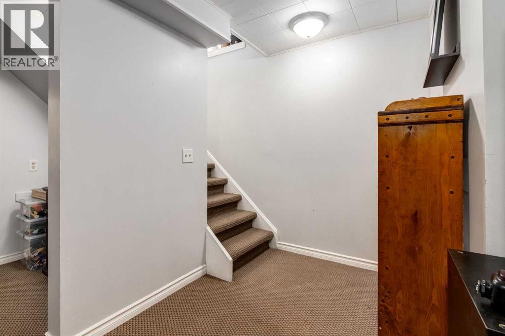 Single Family House for Sale in  Erin Woods Drive SE Erin Woods Calgary 