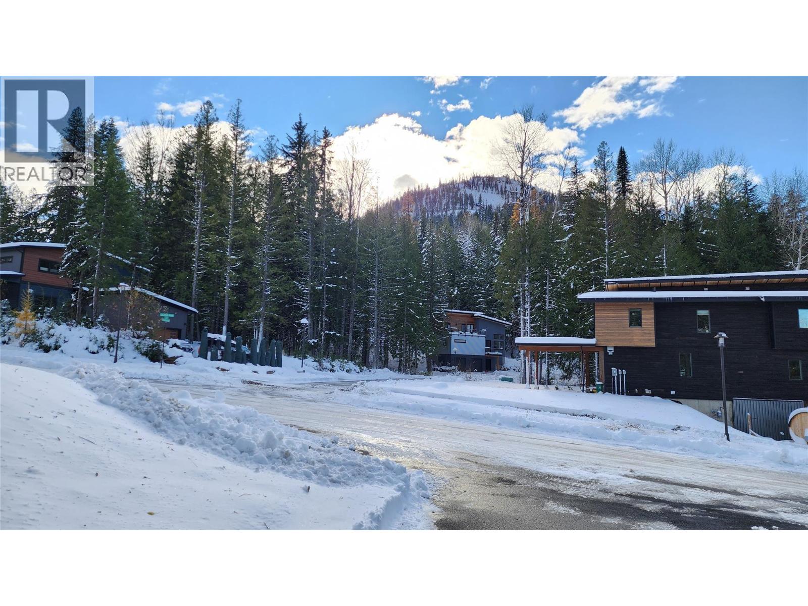 210 CEDAR CREEK Place, Rossland