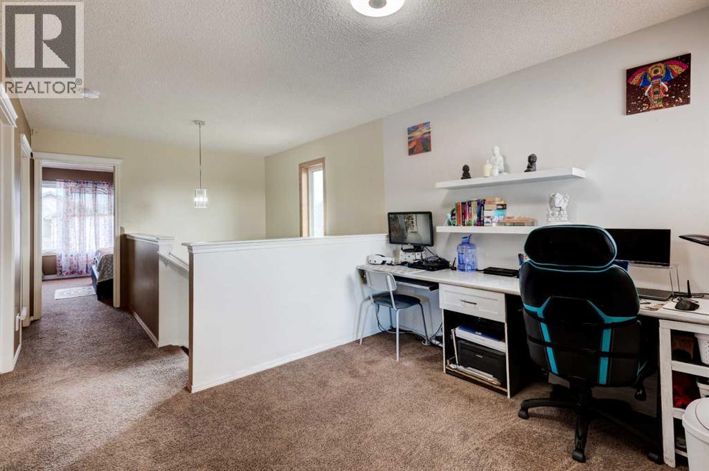 Single Family House for Sale in  Bridlemeadows Common SW Bridlewood Calgary 