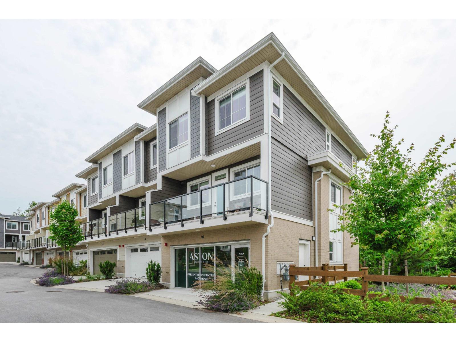 5 8433 203A STREET, Langley