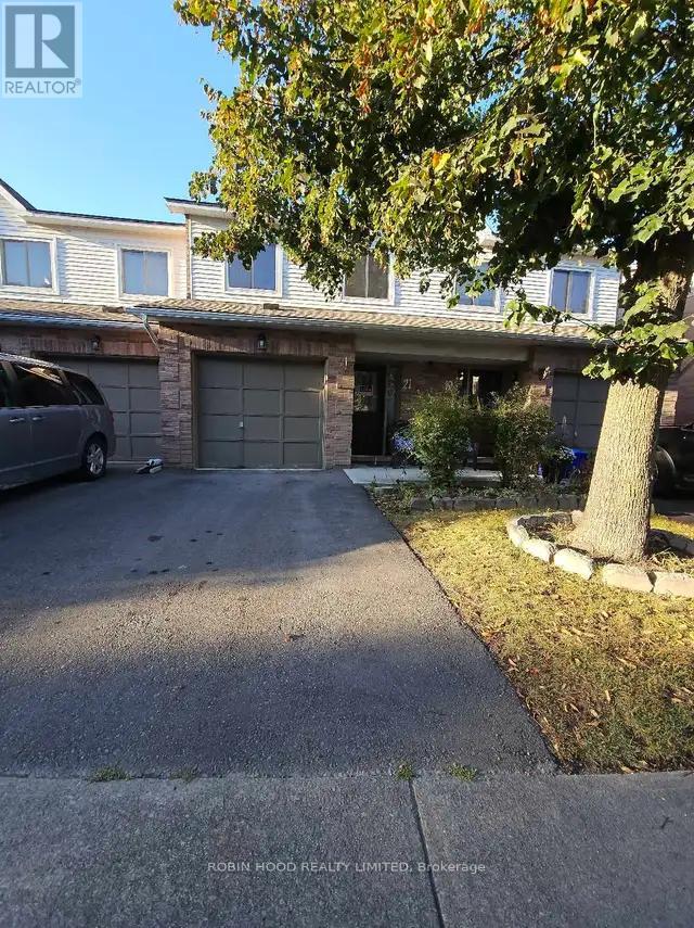 21 - 26 MOSS BOULEVARD