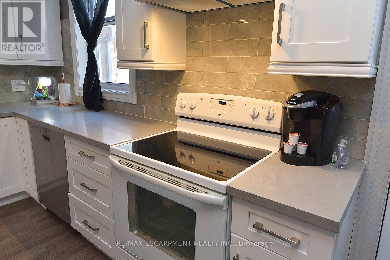 56 KINRADE AVENUE - 10