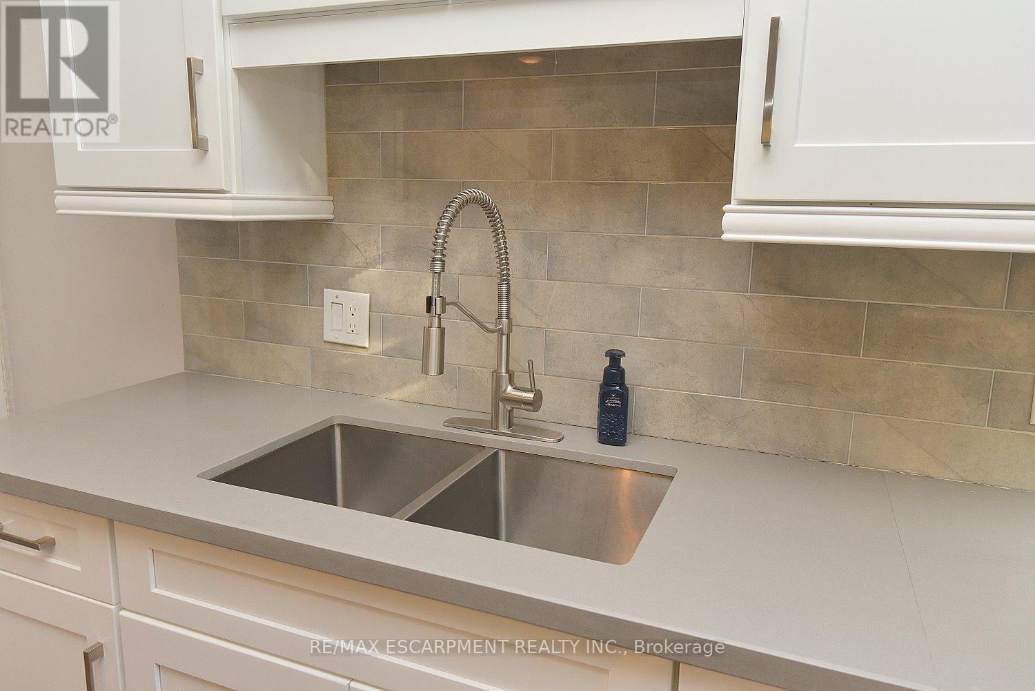 56 KINRADE AVENUE - 12