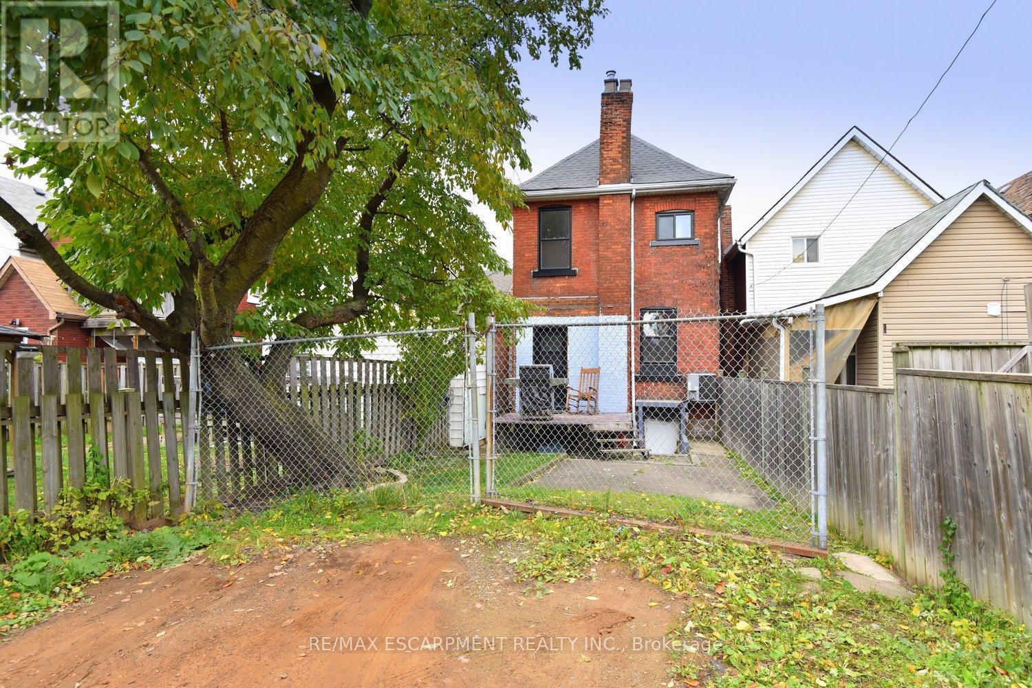 56 KINRADE AVENUE - 19