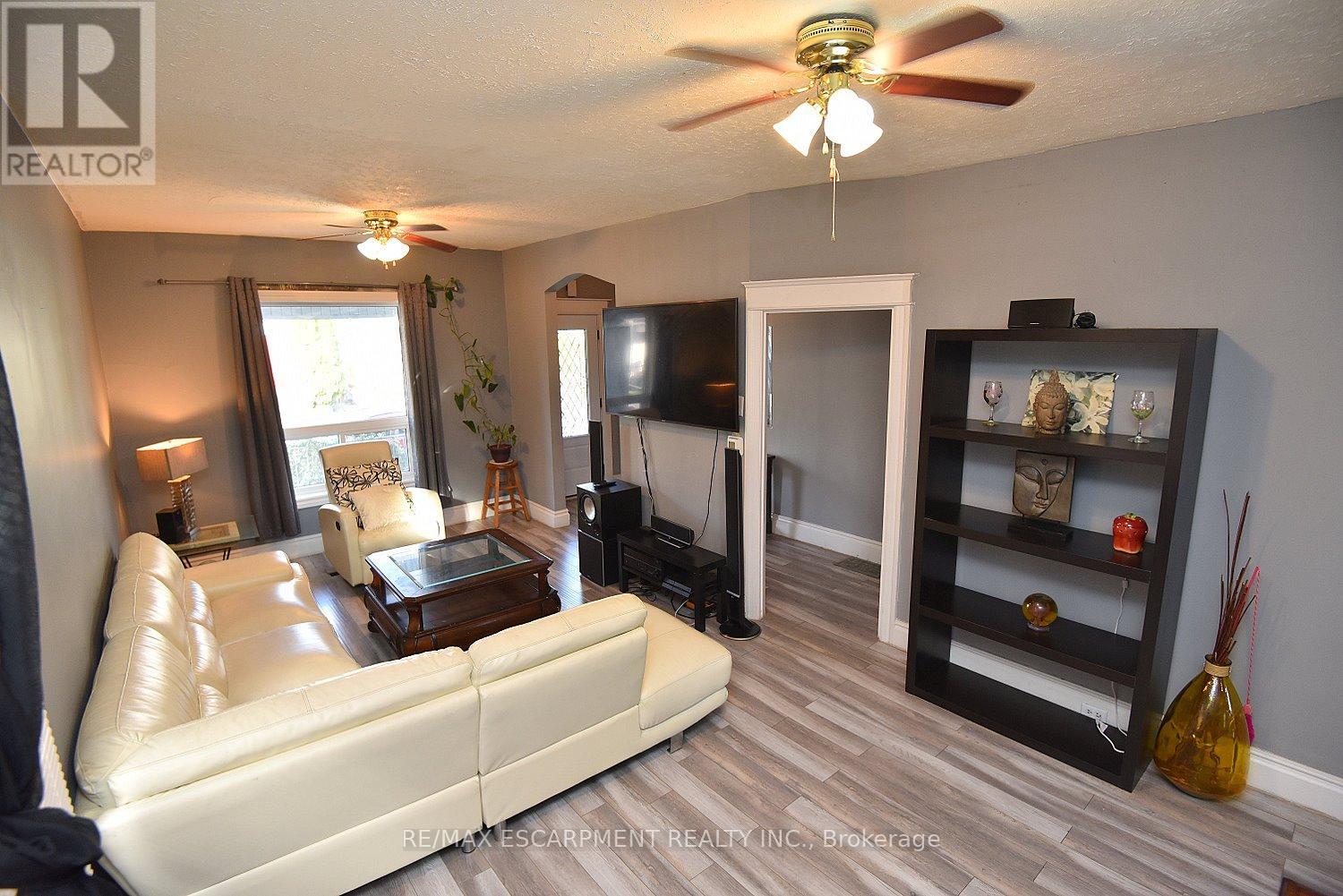 56 KINRADE AVENUE - 5