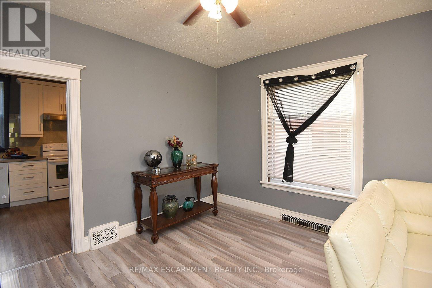 56 KINRADE AVENUE - 7