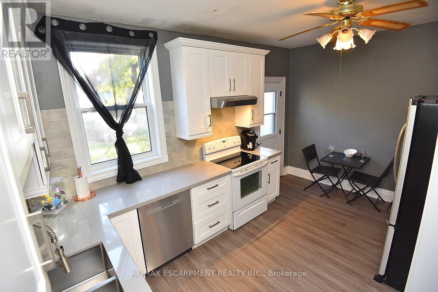 56 KINRADE AVENUE - 8