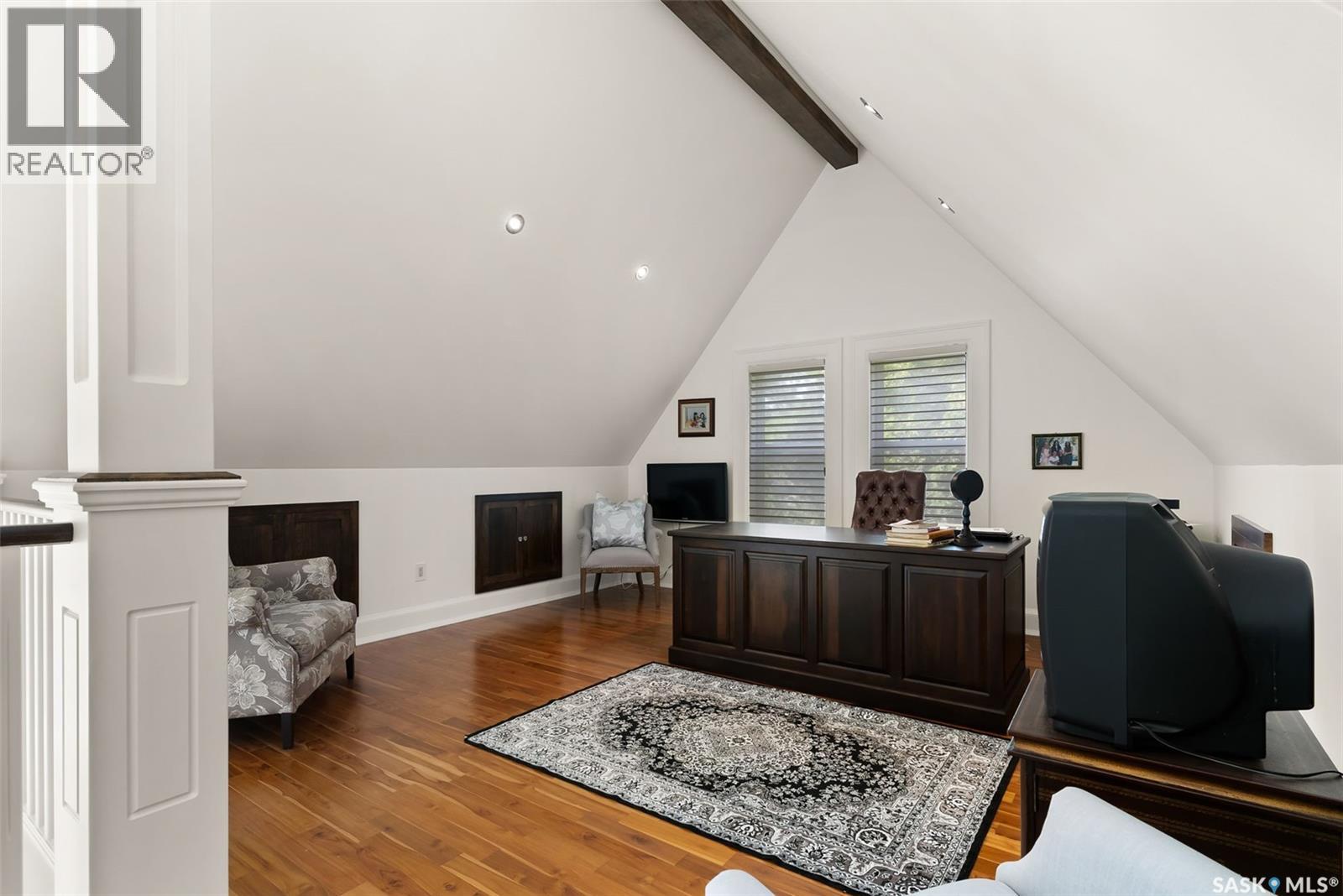 307A Currie AVENUE — photo 33