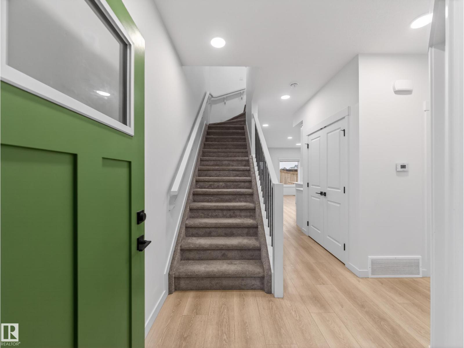 1303 Podersky WD SW, Edmonton