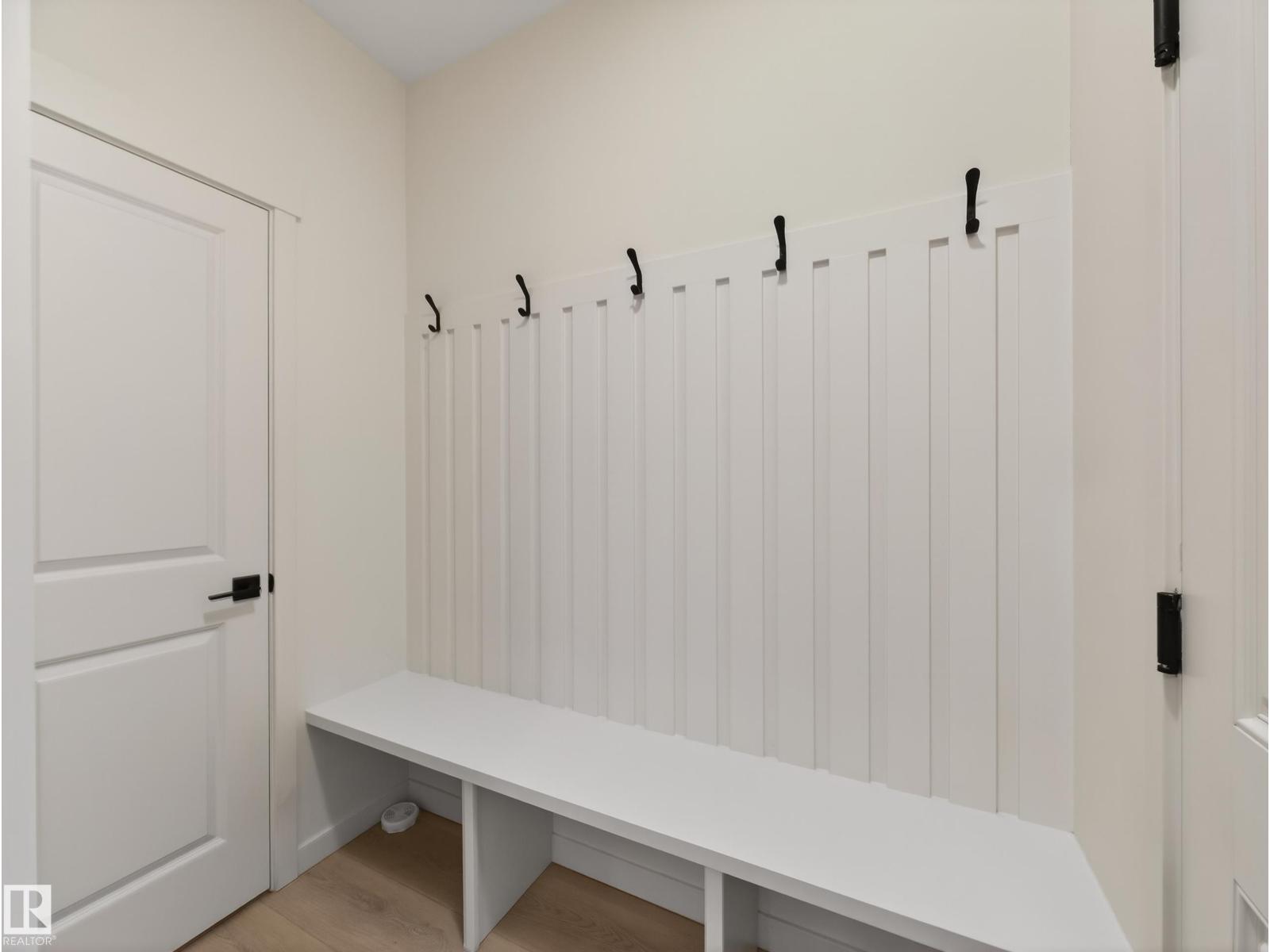 1303 Podersky WD SW, Edmonton