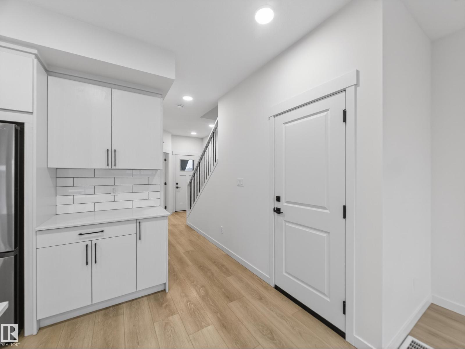 1303 Podersky WD SW, Edmonton