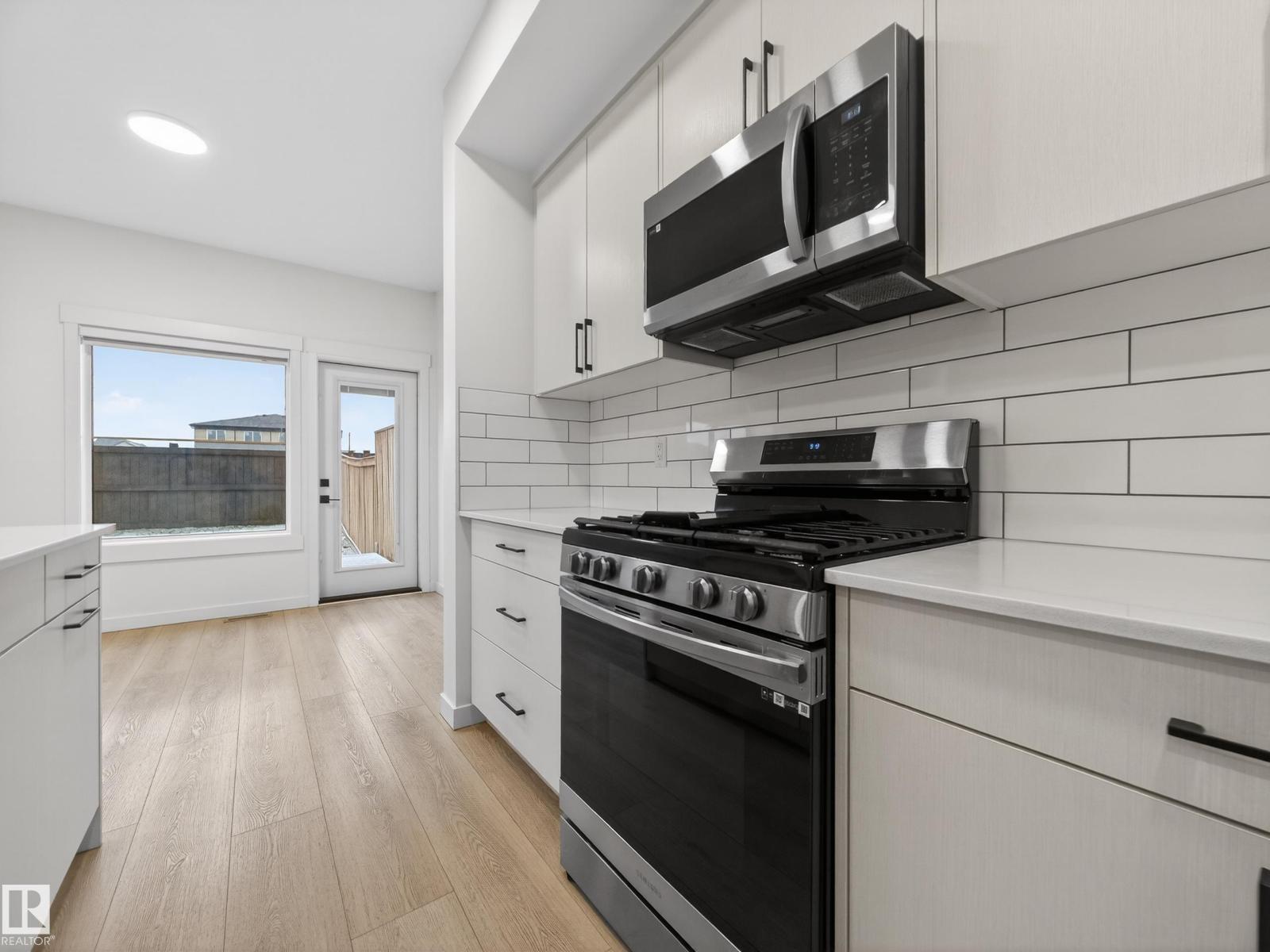 1303 Podersky WD SW, Edmonton