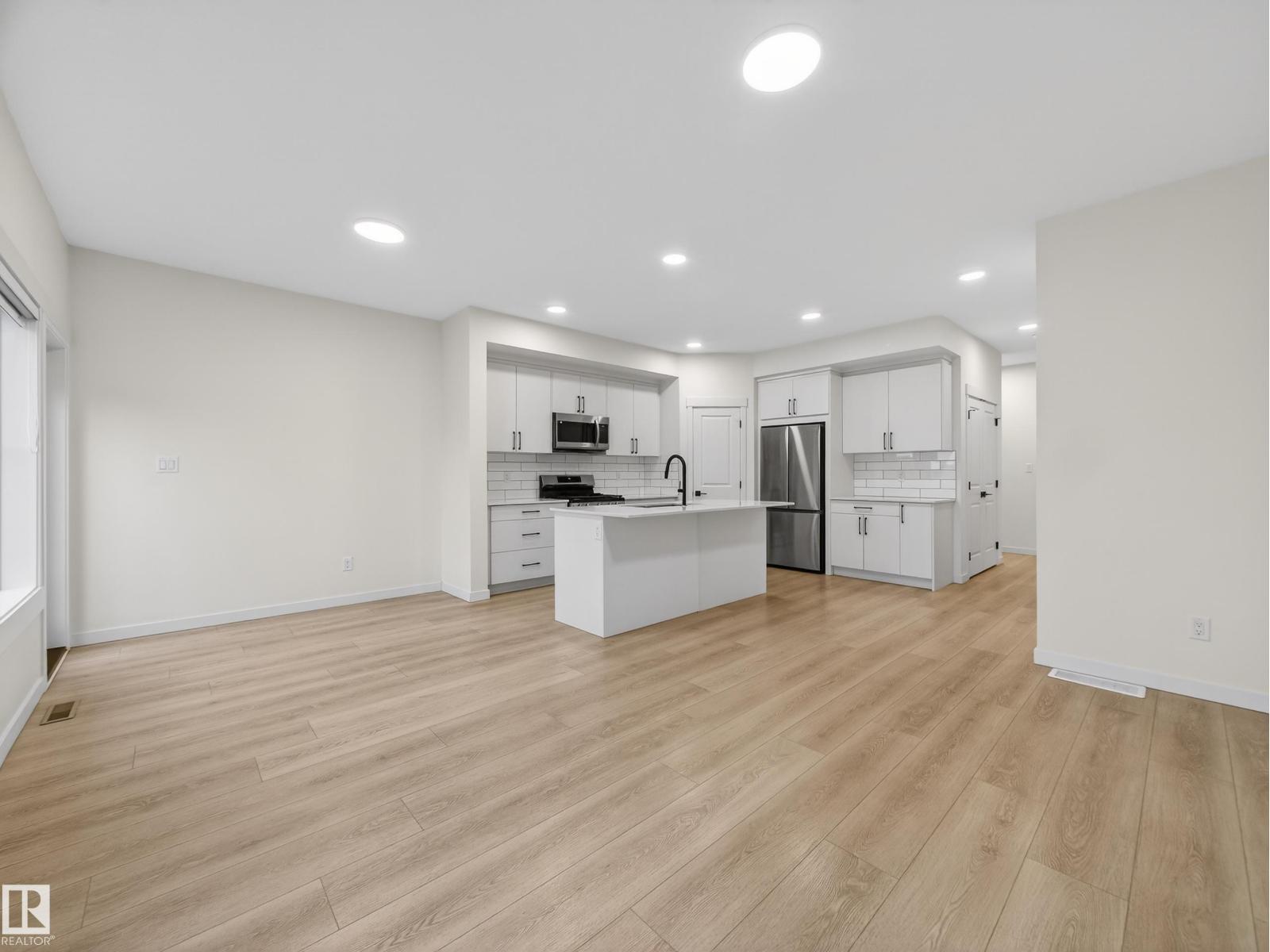 1303 Podersky WD SW, Edmonton