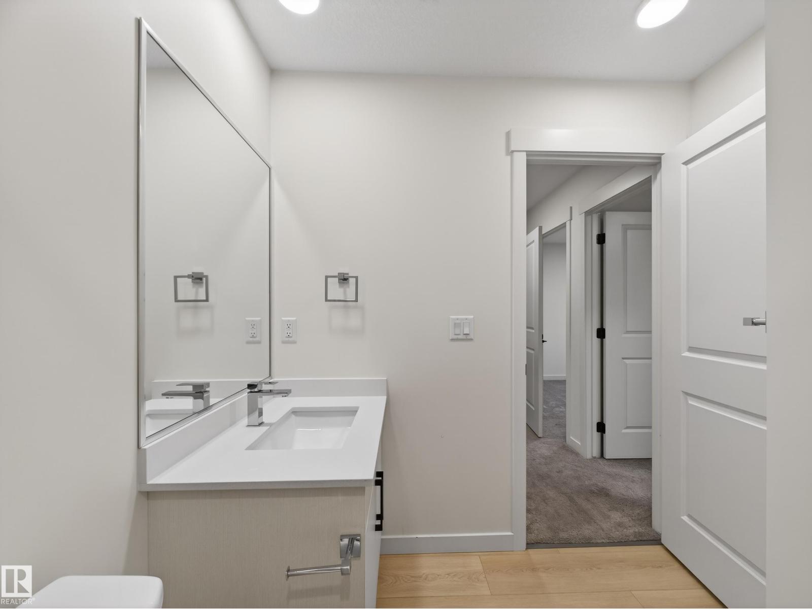 1303 Podersky WD SW, Edmonton