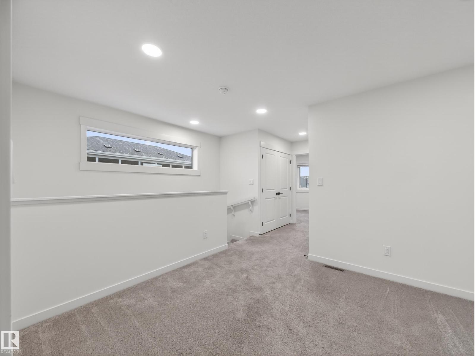 1303 Podersky WD SW, Edmonton