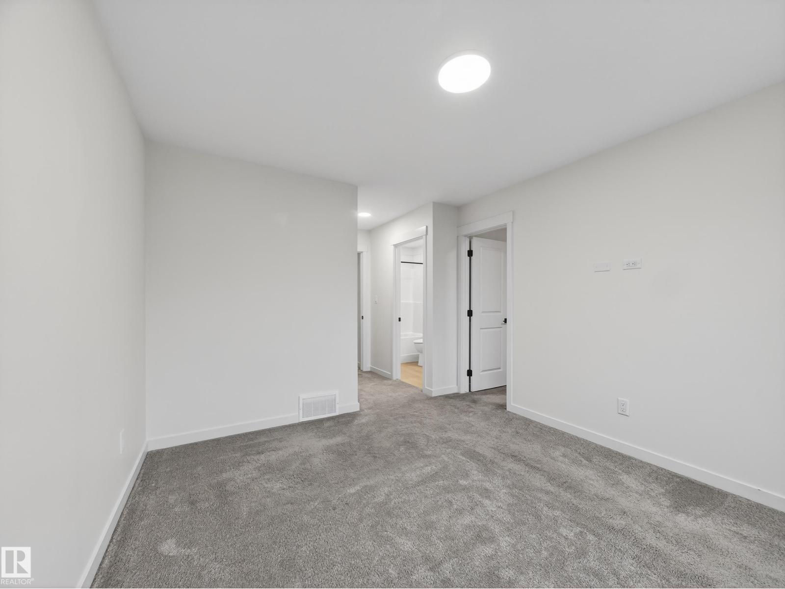 1303 Podersky WD SW, Edmonton