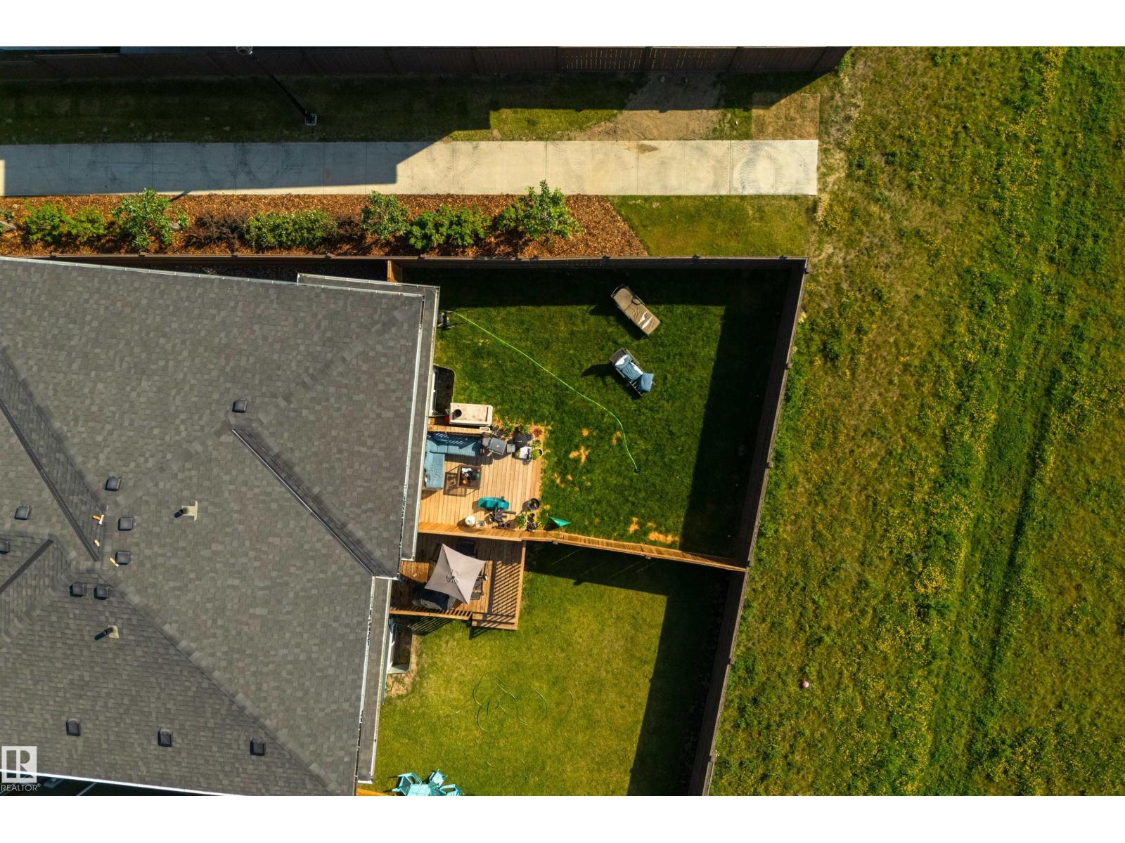 1303 Podersky WD SW, Edmonton