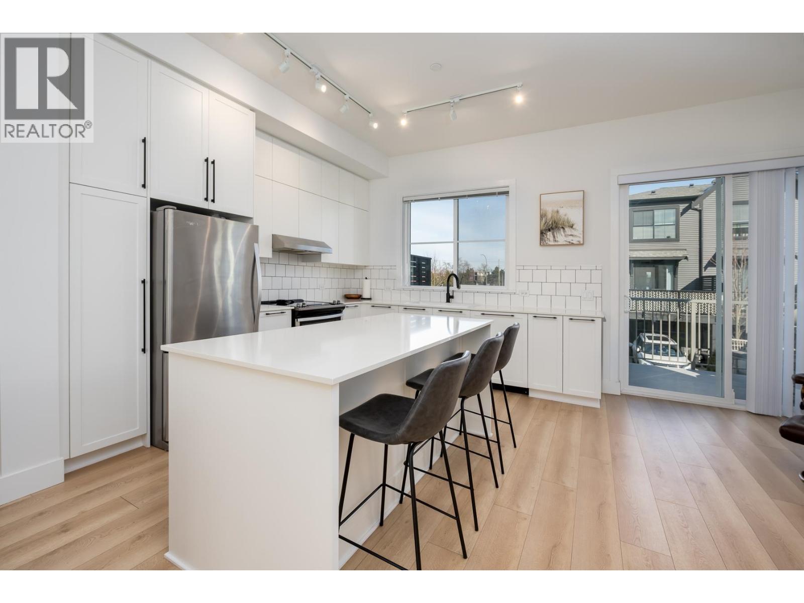 6 4726 ORCA Way - photo 2