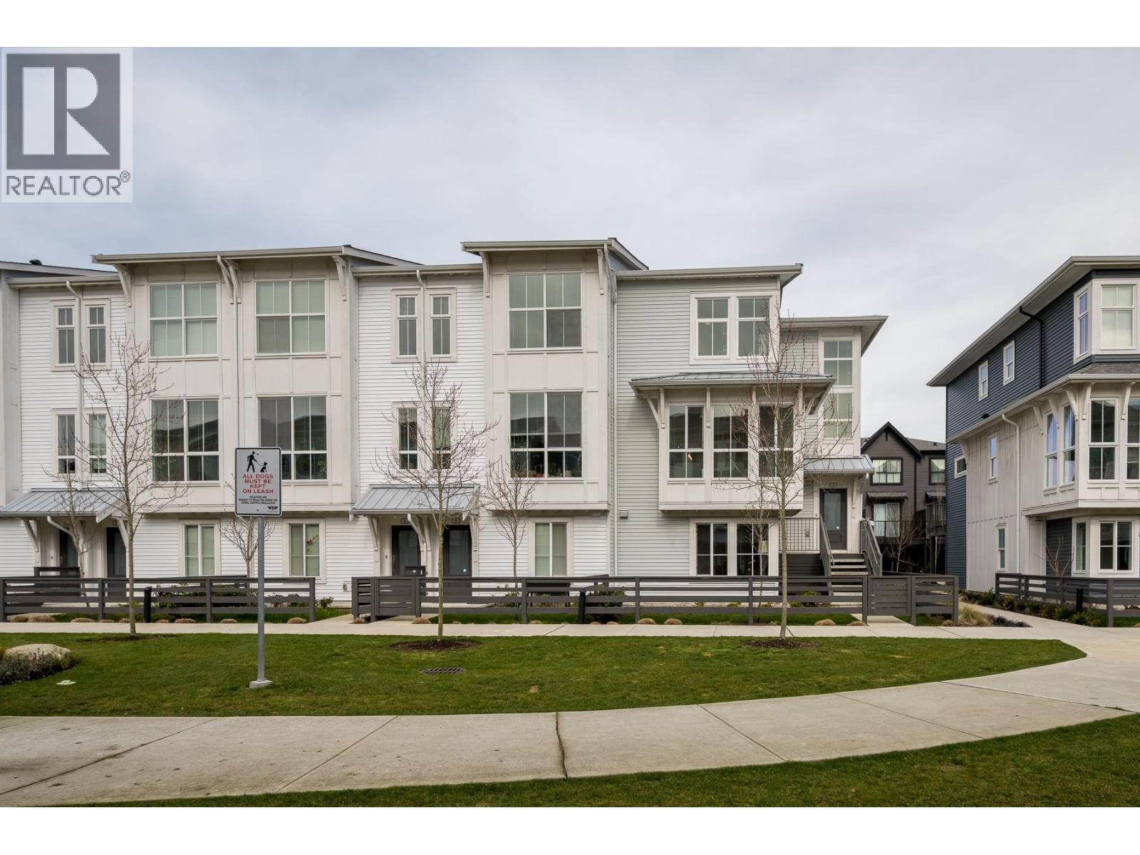 6 4726 ORCA WAY — photo 4