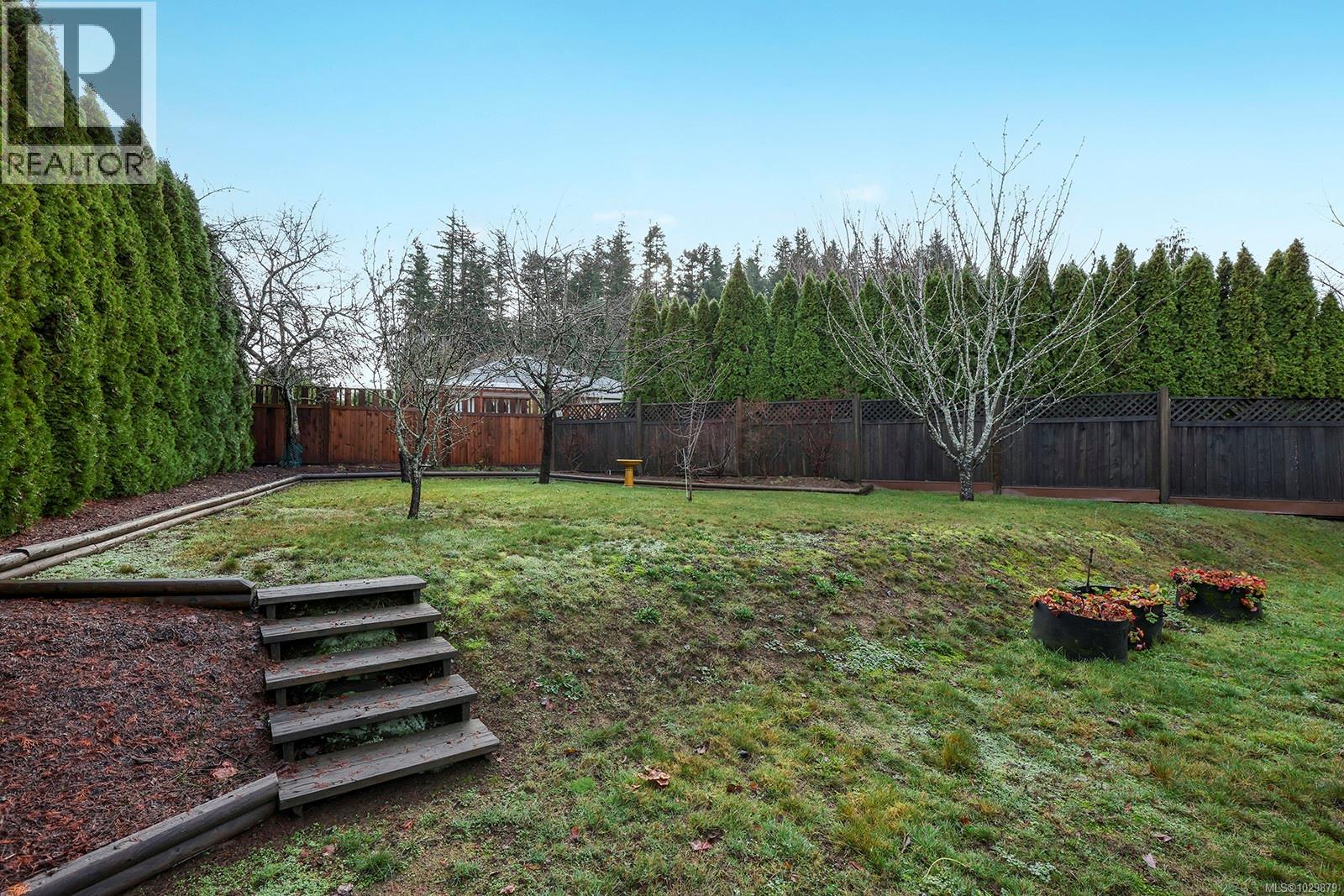 2228 SWALLOW CRES - 30