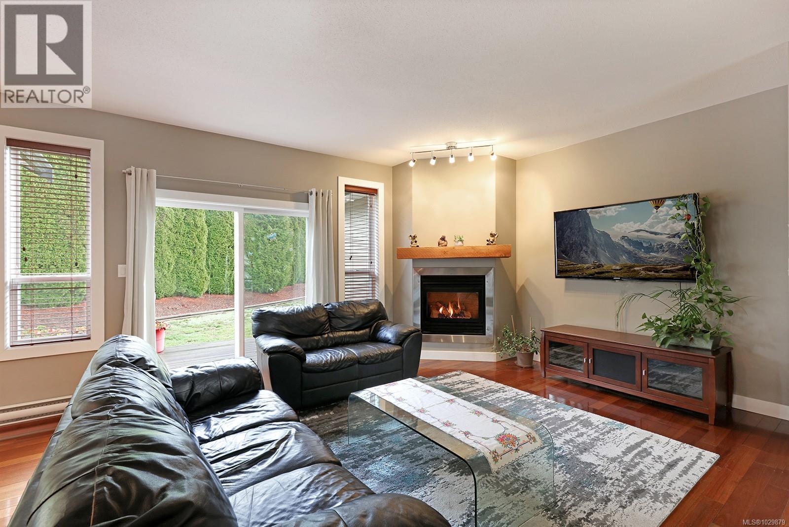 2228 SWALLOW CRES - 9