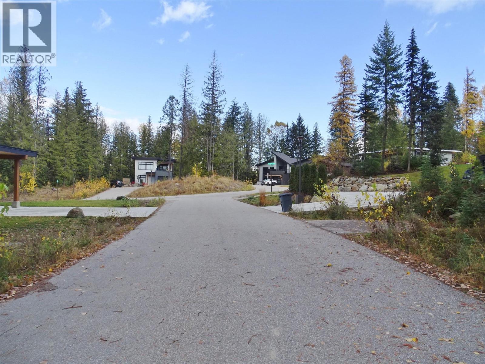 206 CEDAR CREEK Place, Rossland