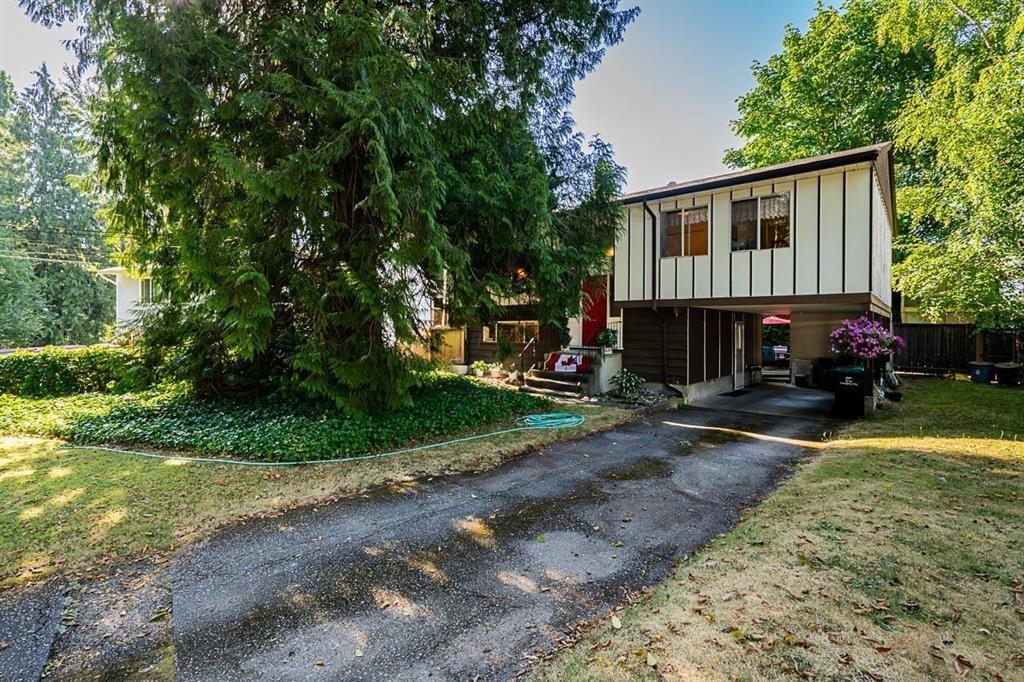 19850 54 Avenue - main photo