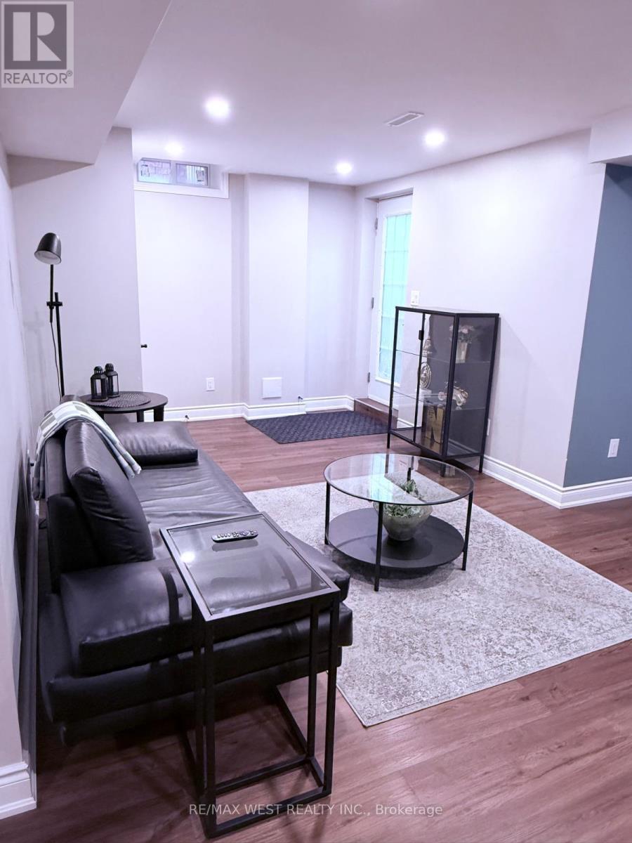 LOWER - 5481 GLEN ERIN DRIVE