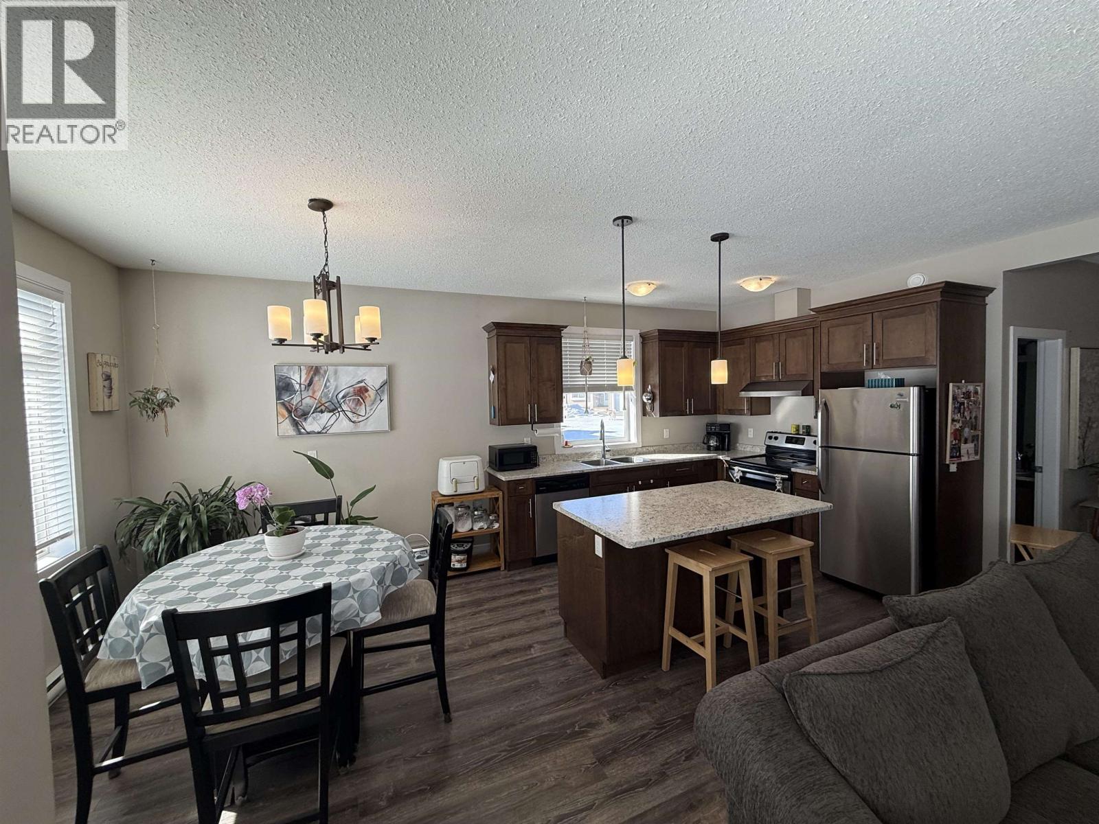 #25 9707 99 AVENUE - 6