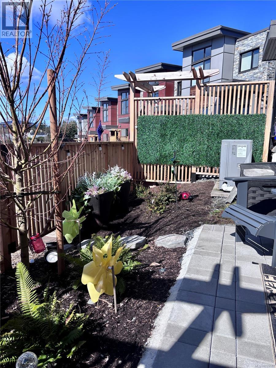 26 4253 Dieppe Road, Saanich