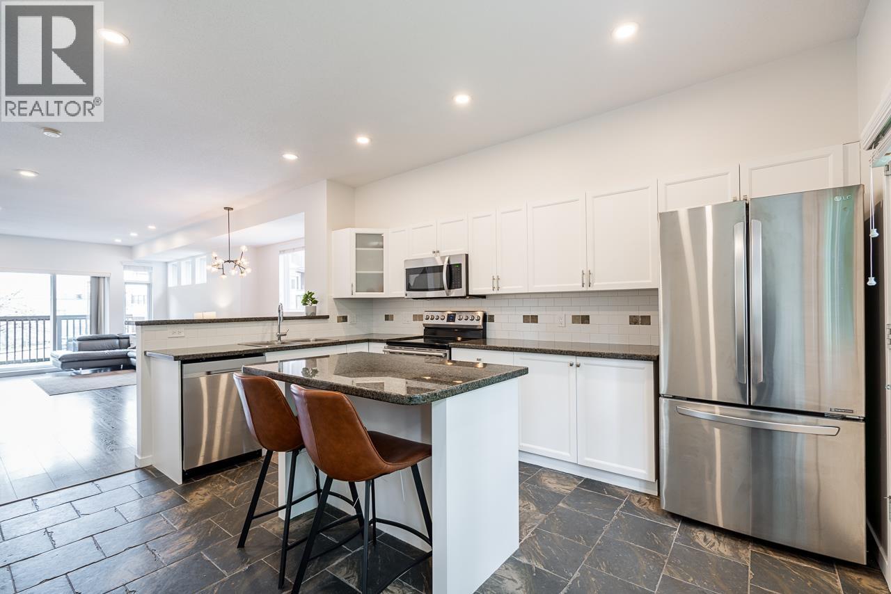 27 2000 PANORAMA DRIVE, Port Moody