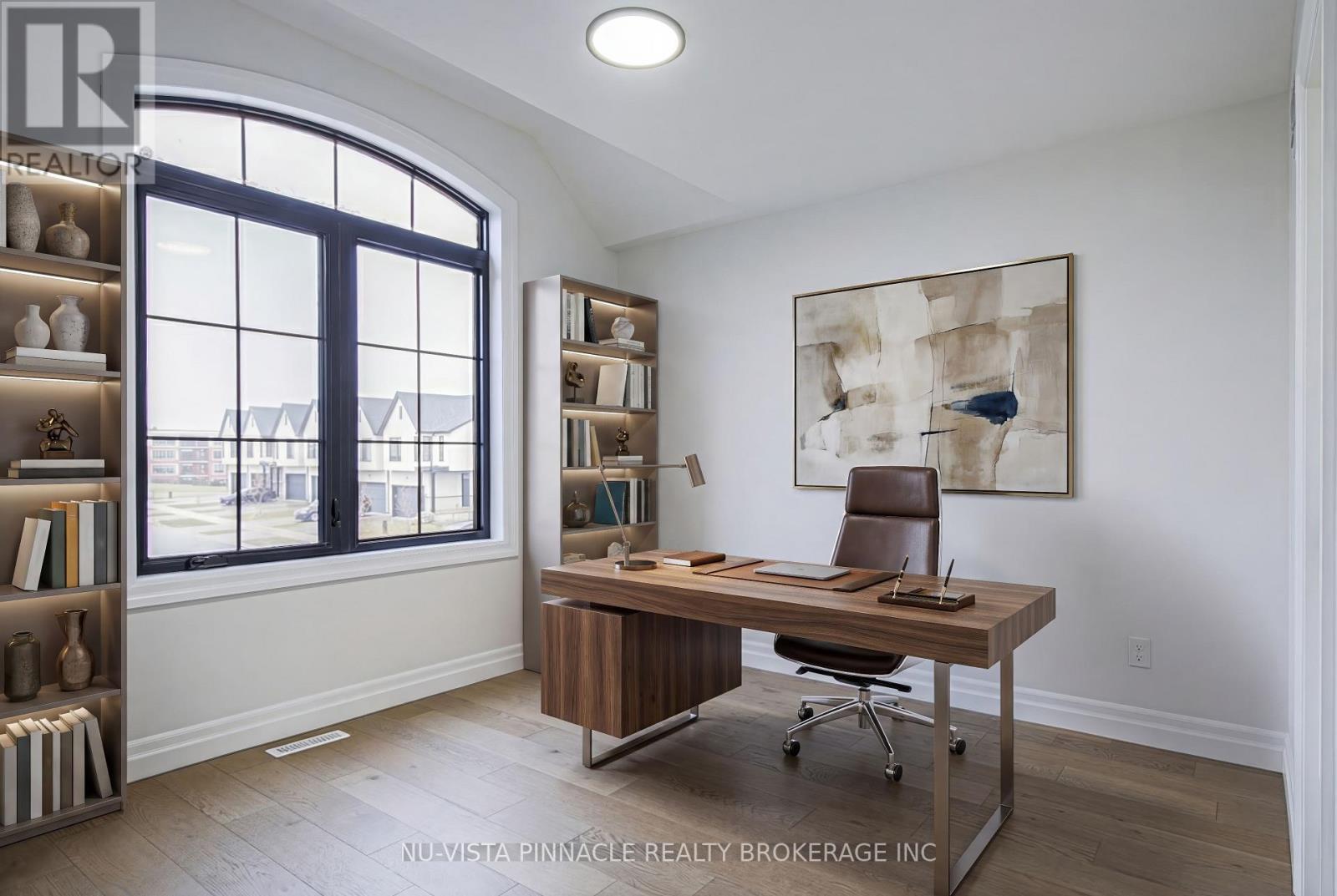 1932 TRAILSWAY DRIVE - 18