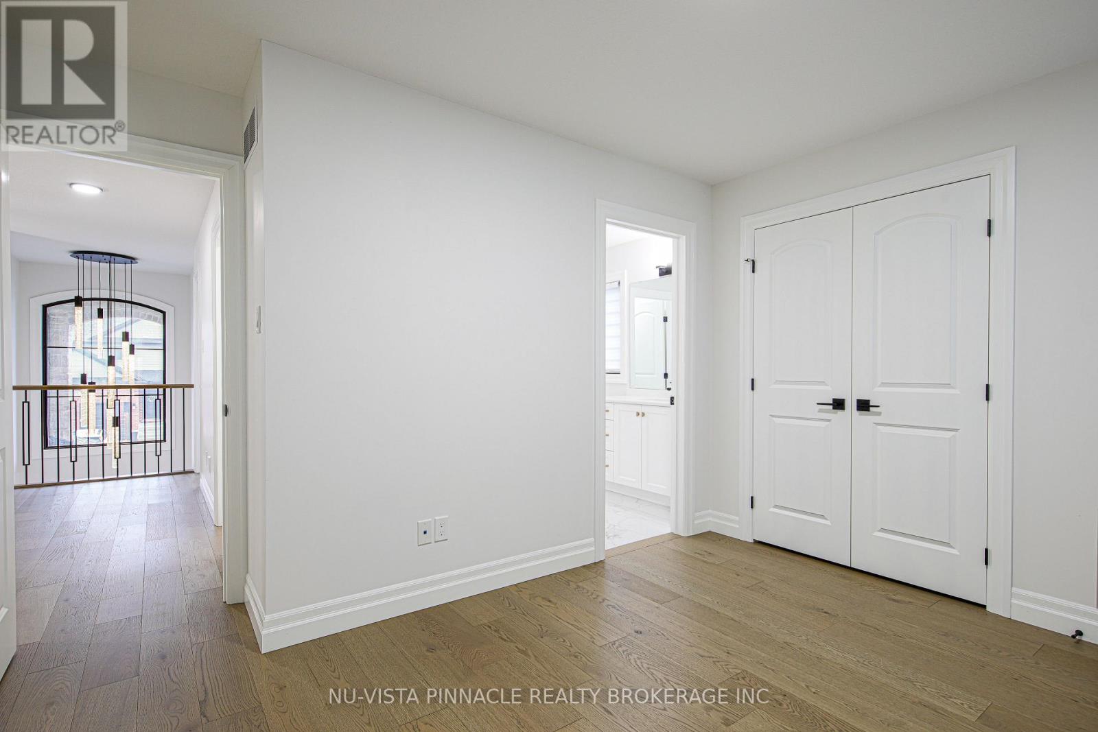 1932 TRAILSWAY DRIVE - 23
