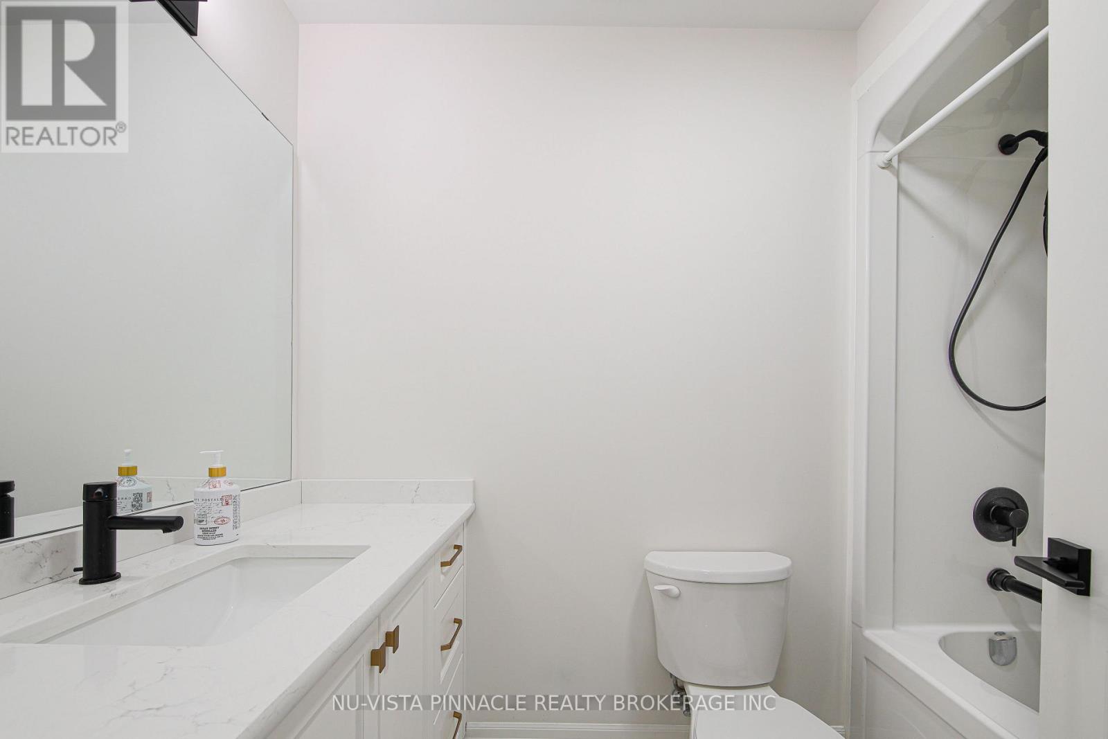 1932 TRAILSWAY DRIVE - 25