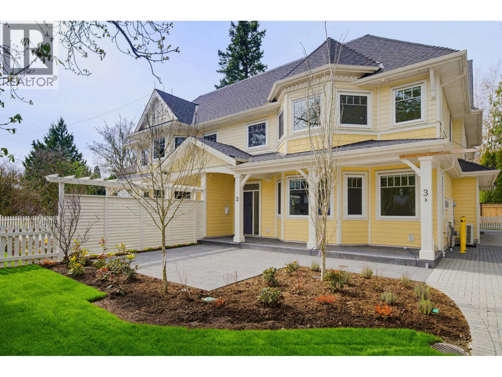 #2-4569 ARTHUR Drive, Delta