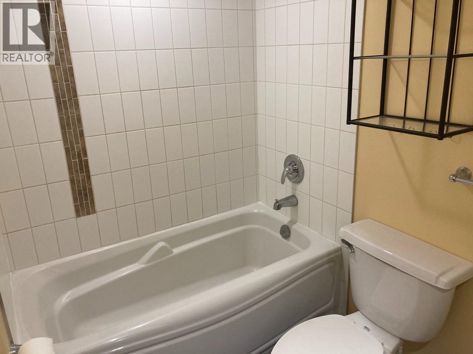 310 200 KEARY STREET, New Westminster