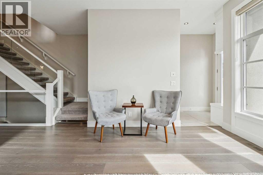 Single Family House for Sale in A Regent Crescent NE Renfrew Calgary 