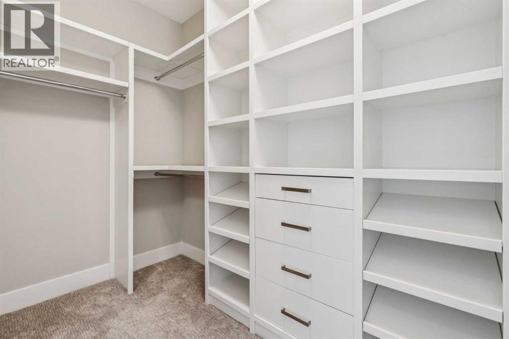 Single Family House for Sale in A Regent Crescent NE Renfrew Calgary 