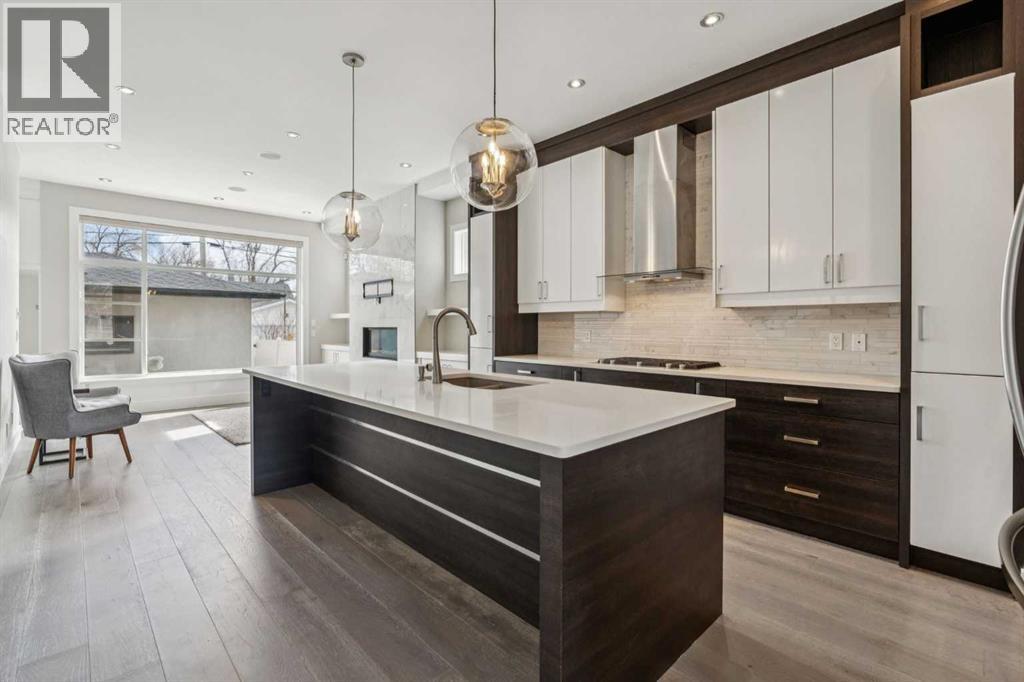 Single Family House for Sale in A Regent Crescent NE Renfrew Calgary 