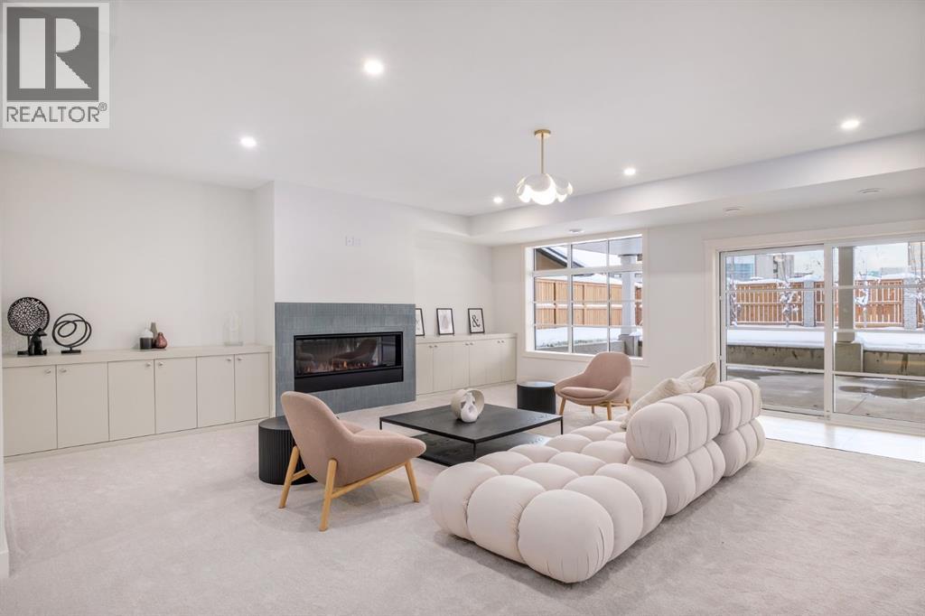 Single Family House for Sale in  Toronto Crescent NW St Andrews Heights Calgary 