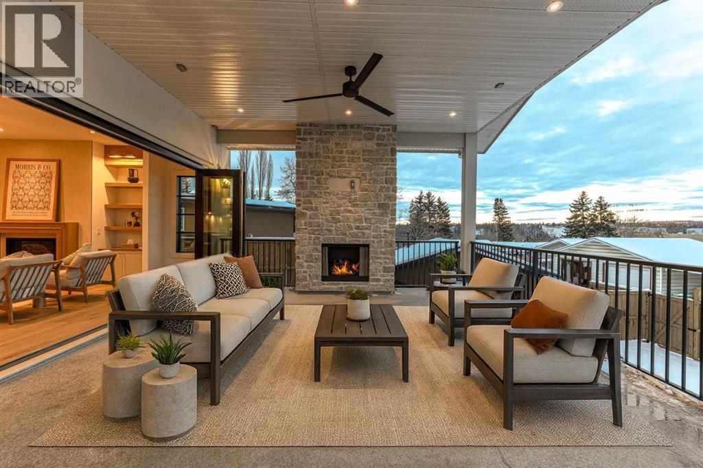 Single Family House for Sale in  Toronto Crescent NW St Andrews Heights Calgary 