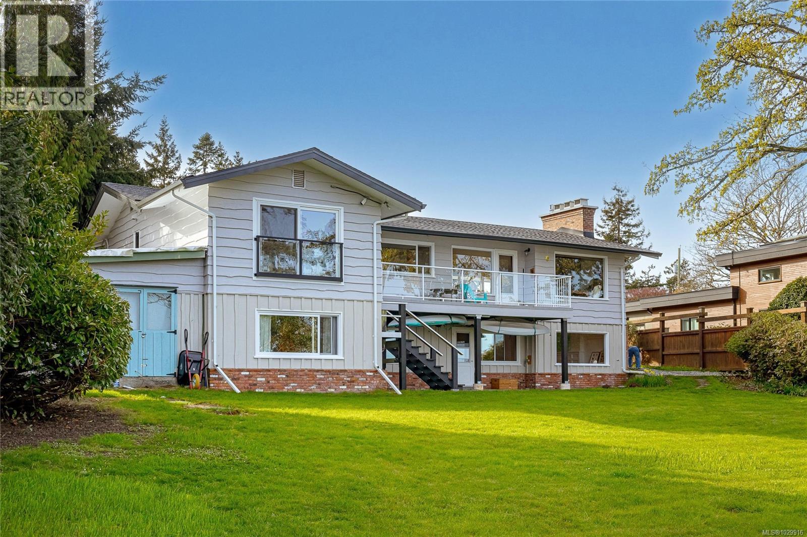  9760 Glynnwood Park Road, North Saanich