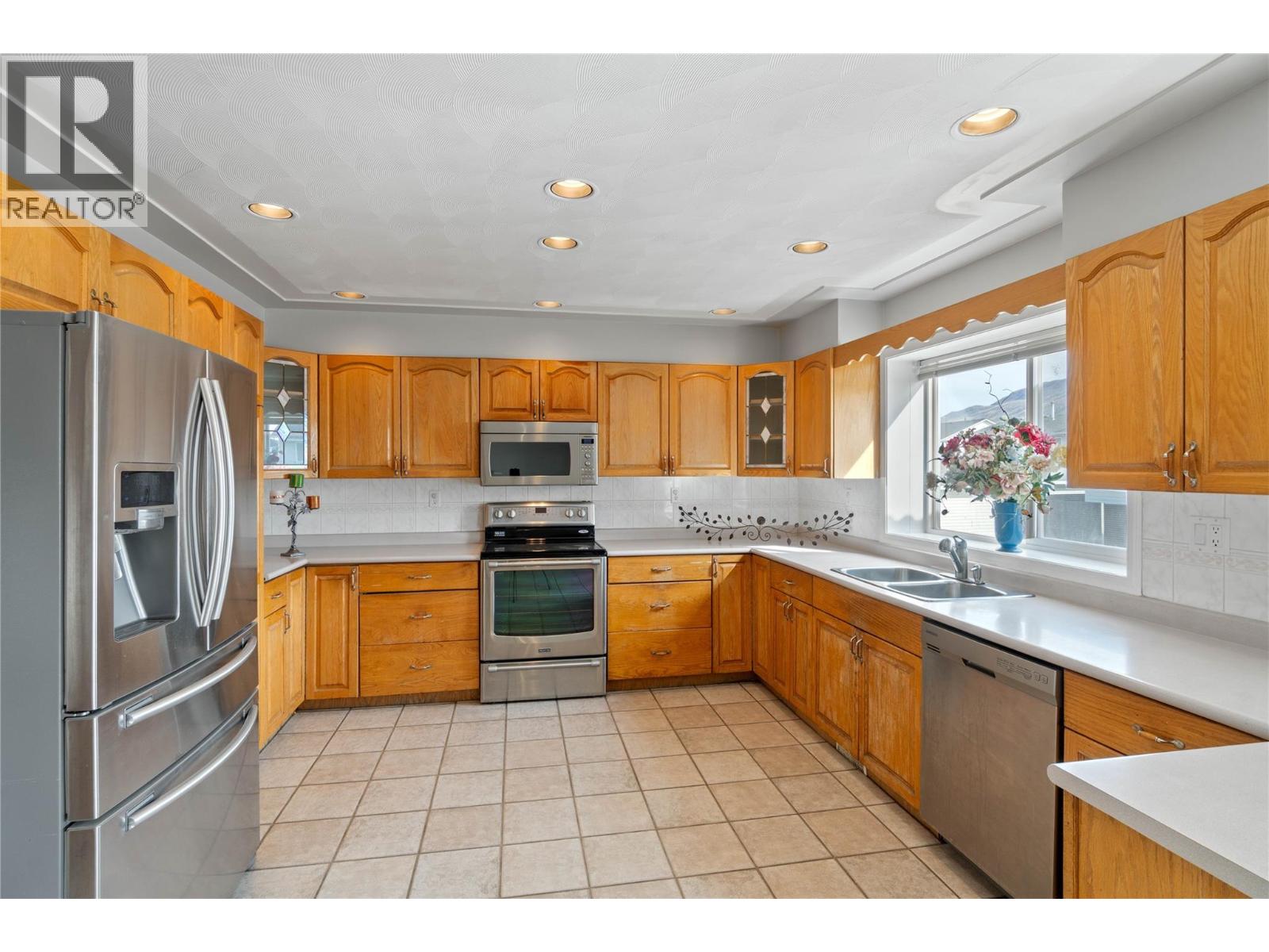 1120 14th Street, Kamloops