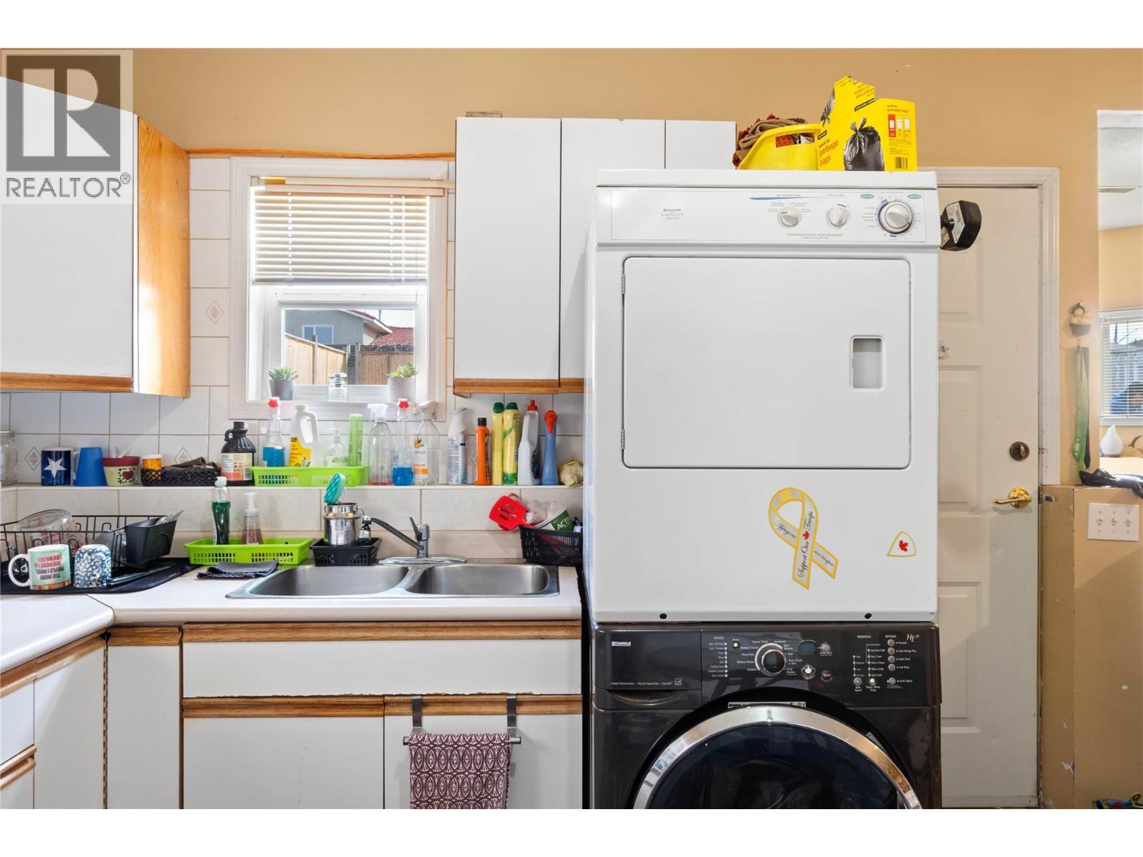 1120 14th Street, Kamloops